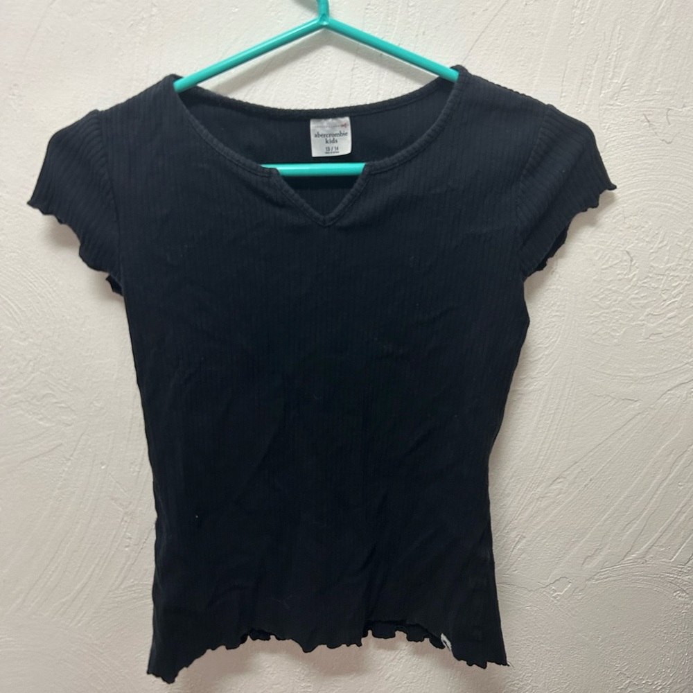 Abercrombie & Fitch Kids Black Ribbed Fitted Shirt (size 13/14)